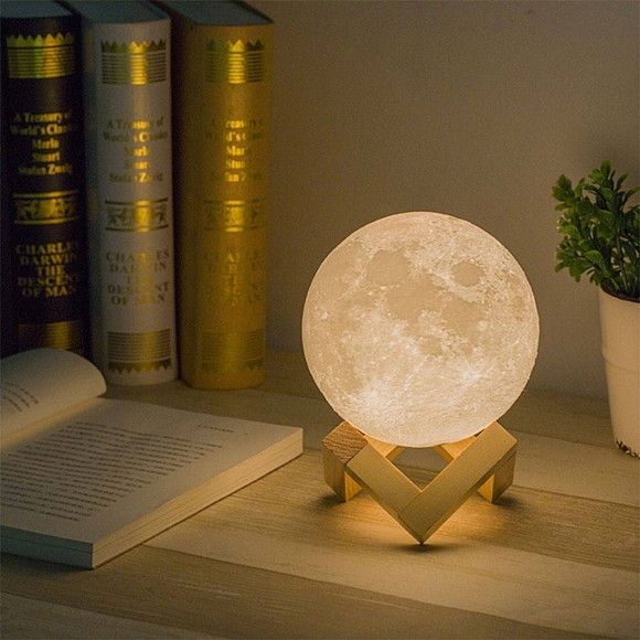 Lámpara Luna Táctil 3D